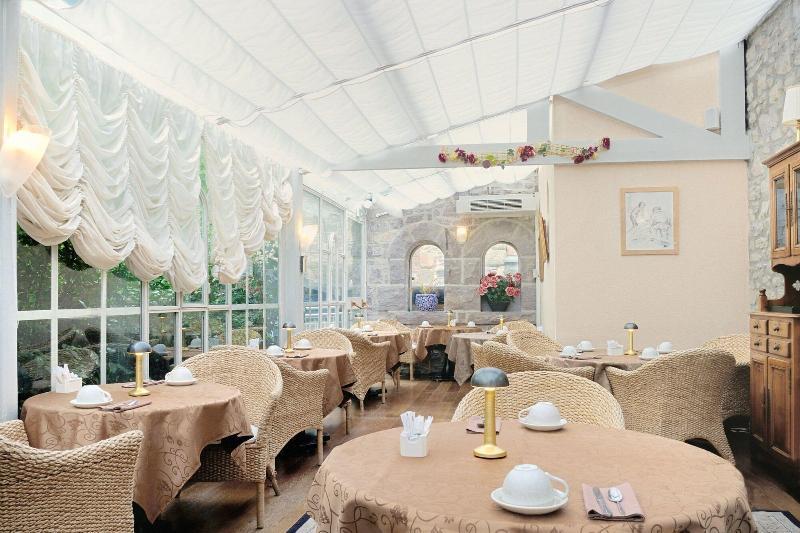 K'loys Hotel 3*